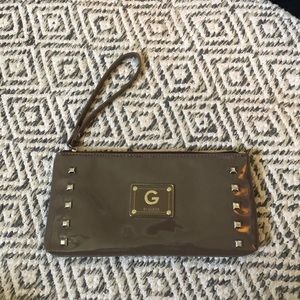 A beautiful wristlet! Only used a handful of times